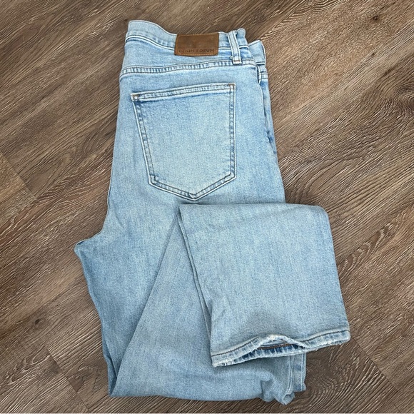 Aritzia Light Blue Straight Leg Pants - Picture 2 of 6